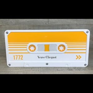 Retro Cassette Veuve Box